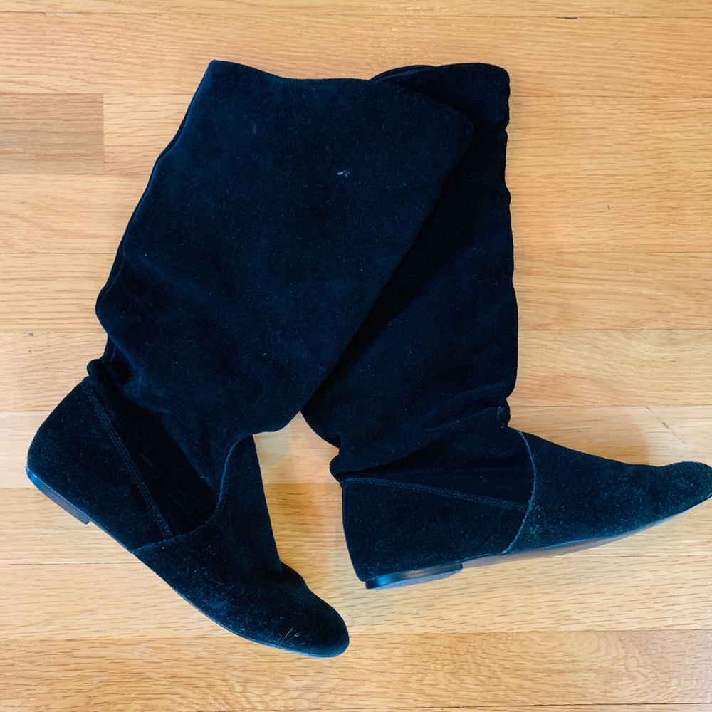 Black suede boots